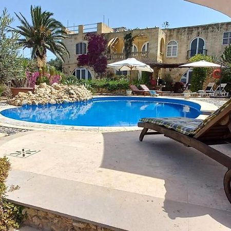 Dar Ta' Xmun - Idyllic Farmhouse With Pool, Garden, Seaview & Sunset Vila San Lawrenz Exterior foto