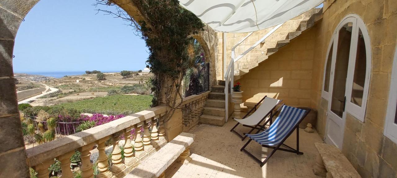 Dar Ta' Xmun - Idyllic Farmhouse With Pool, Garden, Seaview & Sunset Vila San Lawrenz Exterior foto